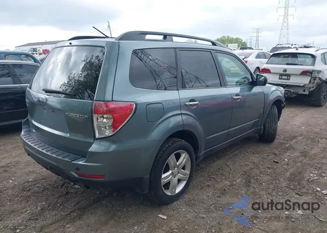 2010 Subaru Forester 2.5X Premium z USA, uszkodzony, nr VIN JF2SH6CC3AH755559